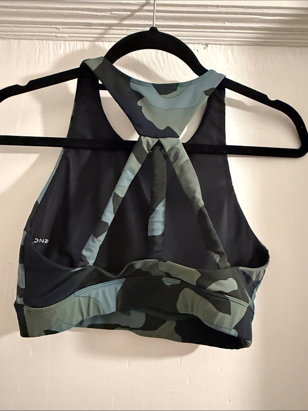 Carbon38 Camo Workout Set - Picture 4 of 7